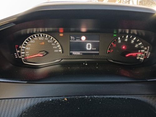  PEUGEOT 208 (P2) 