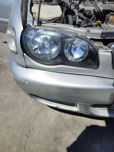 FARO DERECHO Toyota COROLLA (E11) 