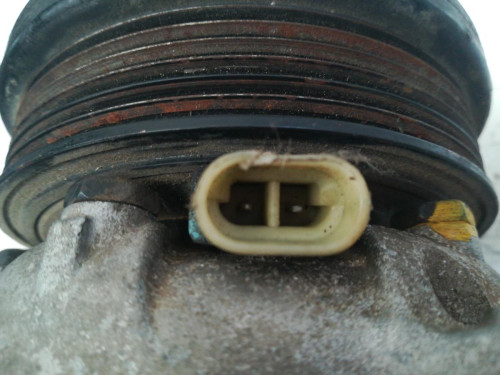  COMPRESOR AIRE ACONDICIONADO 