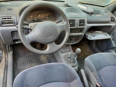 RENAULT CLIO II FASE I (B/CB0)
