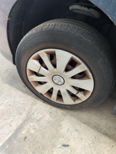 LLANTA Peugeot 308 