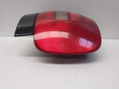  PILOTO TRASERO DERECHO AUDI A4 BERLINA (B5) 