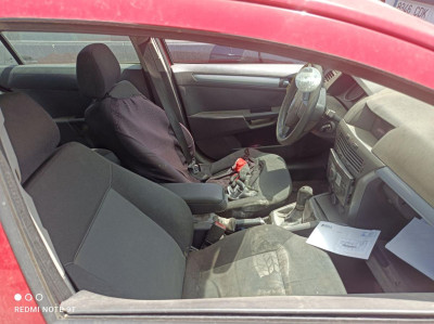 OPEL ASTRA H BERLINA