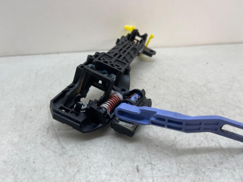 SOPORTE MANETA EXTERIOR TRASERA DERECHA SUBARU XV (G33/G43) 