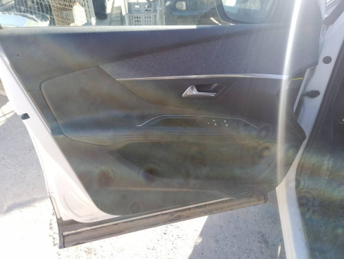  GUARNECIDO PUERTA DELANTERA IZQUIERDA Peugeot 3008 