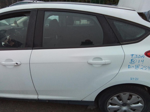 PUERTA TRASERA IZQUIERDA Ford FOCUS BERLINA (CB8) 