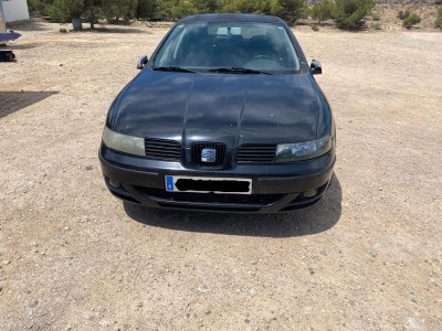 SEAT LEON (1M1)