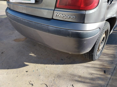 PARAGOLPES TRASERO Renault Megane I Fase 2 Berlina (BA0)(1999->)