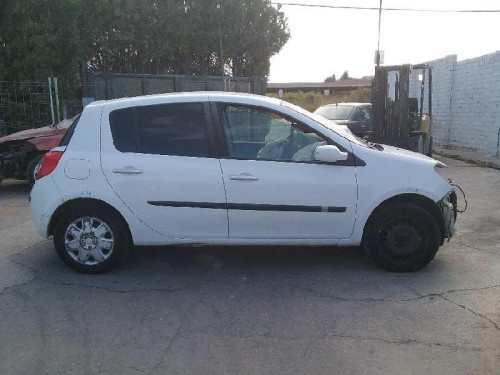  RENAULT CLIO III 
