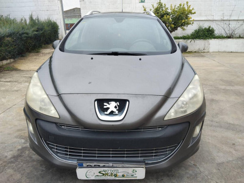 Peugeot 308 SW (2008->) — автомобиль-донор на запчасти 