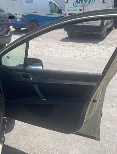 PEUGEOT 407 — Donor Vehicle for Used Parts 