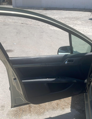 PEUGEOT 407 — Donor Vehicle for Used Parts 