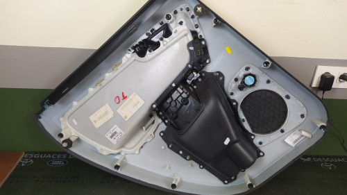 GUARNECIDO PUERTA TRASERA DERECHA VOLVO XC60 