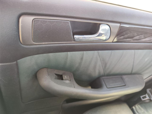 MANETA INTERIOR TRASERA DERECHA Audi A6 BERLINA (4B2) 
