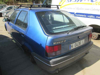 RENAULT R 19 BERL. CON PORTÓN (B/C53)