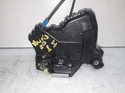 CERRADURA PUERTA DELANTERA IZQUIERDA 