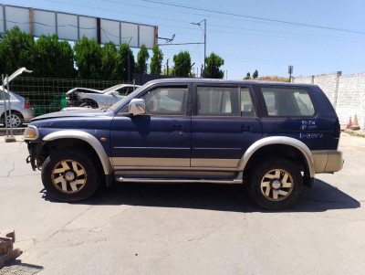 MITSUBISHI MONTERO SPORT (K90)