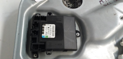  ELEVALUNAS DELANTERO DERECHO Mercedes-Benz CLASE ML (BM 164) 