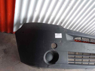 PARAGOLPES DELANTERO