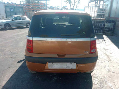 PEUGEOT 1007