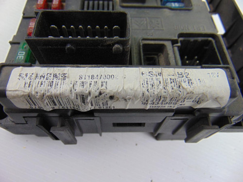  CAJA RELES / FUSIBLES PEUGEOT 206 
