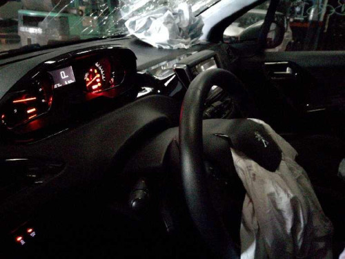 PEUGEOT 208 — автомобиль-донор на запчасти 