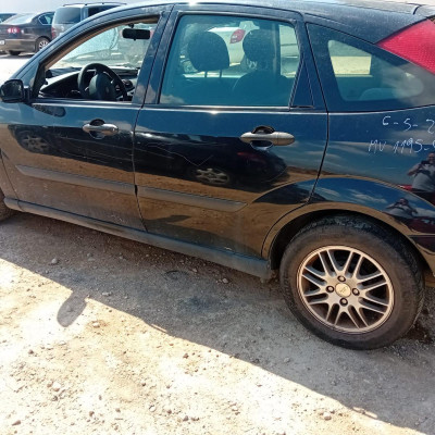 FORD FOCUS BERLINA (CAK)