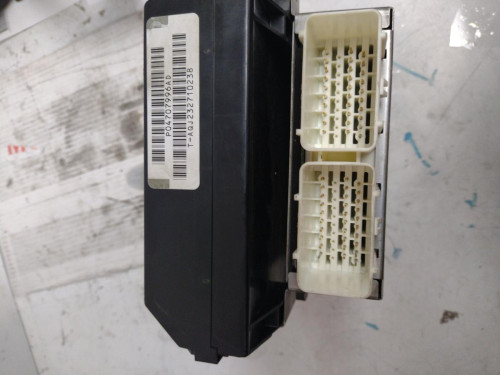  CAJA RELES / FUSIBLES CHRYSLER VOYAGER GS 