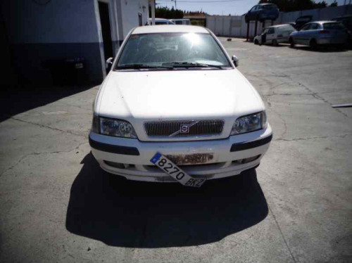  VOLVO S40 BERLINA 