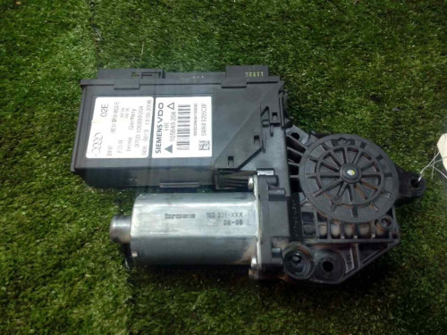  MOTOR ELEVALUNAS DELANTERO DERECHO AUDI A4 AVANT (8E) 
