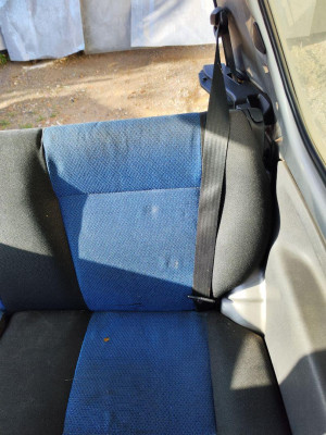 CINTURON SEGURIDAD TRASERO IZQUIERDO