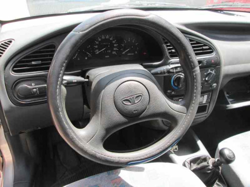  DAEWOO LANOS 
