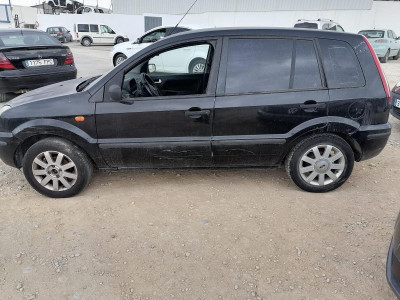 FORD FUSION (CBK)