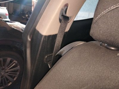 CINTURON SEGURIDAD DELANTERO DERECHO