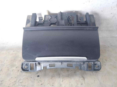 CENICERO, AUDI, A5 COUPE (8T)