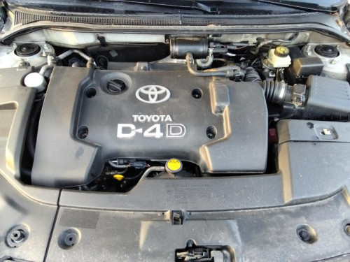  TOYOTA AVENSIS BERLINA (T25) 