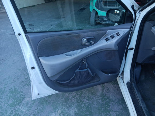  NISSAN ALMERA TINO (V10M) 