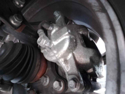 PINZA DE FRENO DELANTERA IZQUIERDA TOYOTA AURIS (E18) 