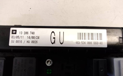 CAJA RELES / FUSIBLES, Opel, ZAFIRA B
