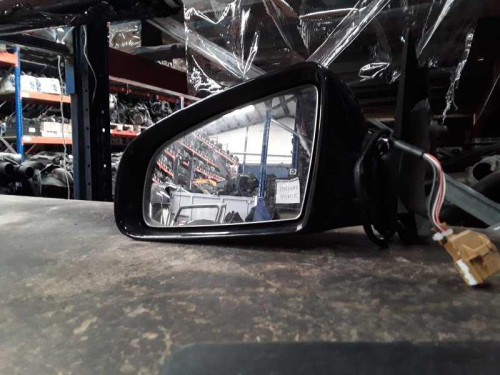 RETROVISOR IZQUIERDO 