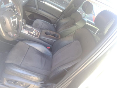 AUDI Q7 (4L)