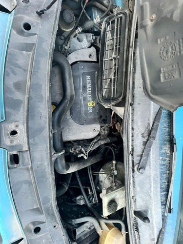  RENAULT TRAFIC II FURGÓN 