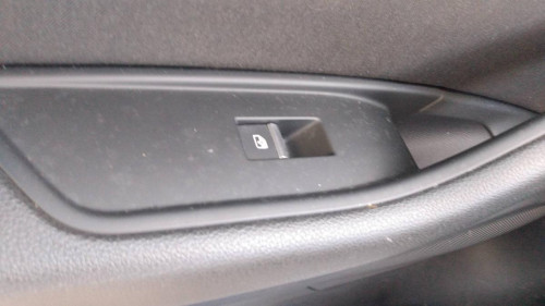  AUDI A4 BERLINA (8W2) 