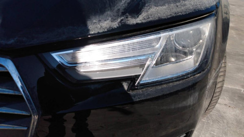  AUDI A4 BERLINA (8W2) 