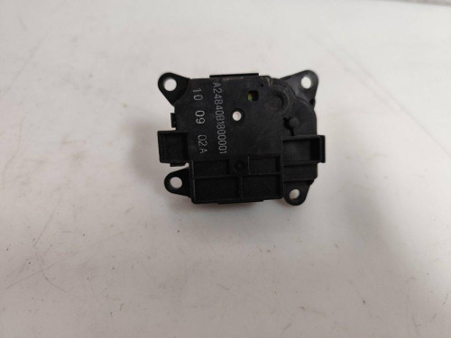 MOTOR APERTURA TRAMPILLAS CLIMATIZADOR Nissan MICRA (K13K/KK) 
