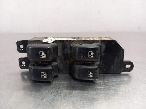  MANDO ELEVALUNAS DELANTERO IZQUIERDO Hyundai SANTA FE (SM) 