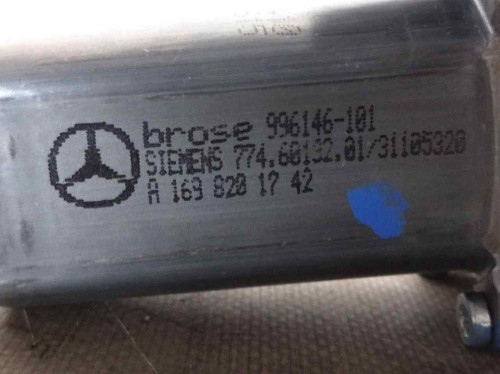 MOTOR ELEVALUNAS DELANTERO IZQUIERDO Mercedes-Benz CLASE A (BM 169) 