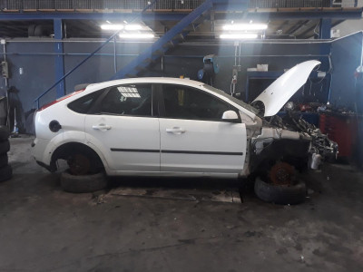 FORD FOCUS BERLINA (CAP)