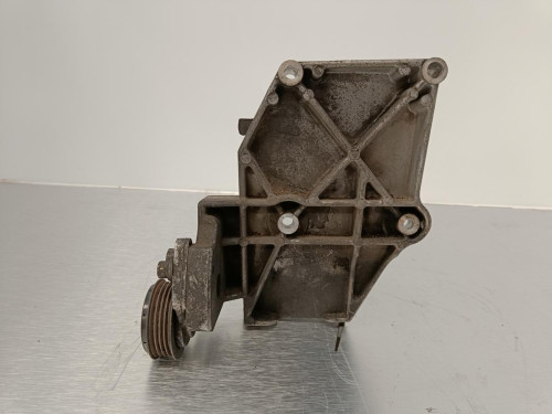 SOPORTE ALTERNADOR AUDI A4 BERLINA (B5) 