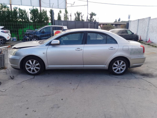  TOYOTA AVENSIS BERLINA (T25) 